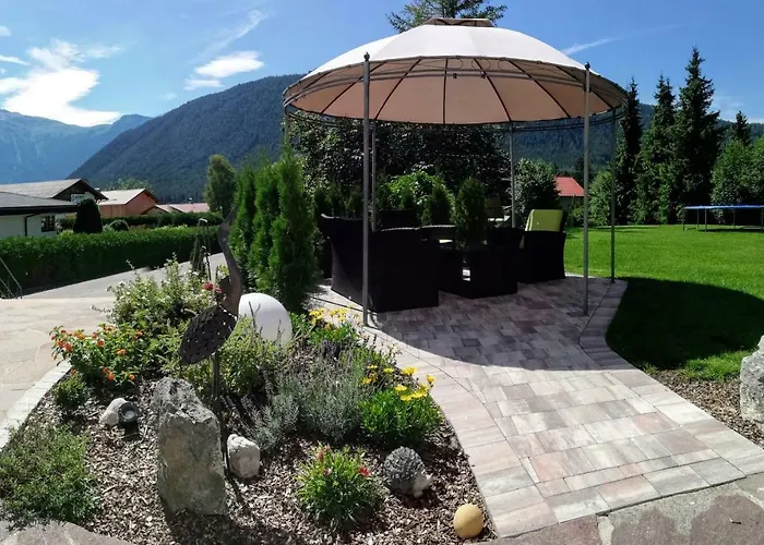 Alpenhof Wohlfuehlpension Guest house